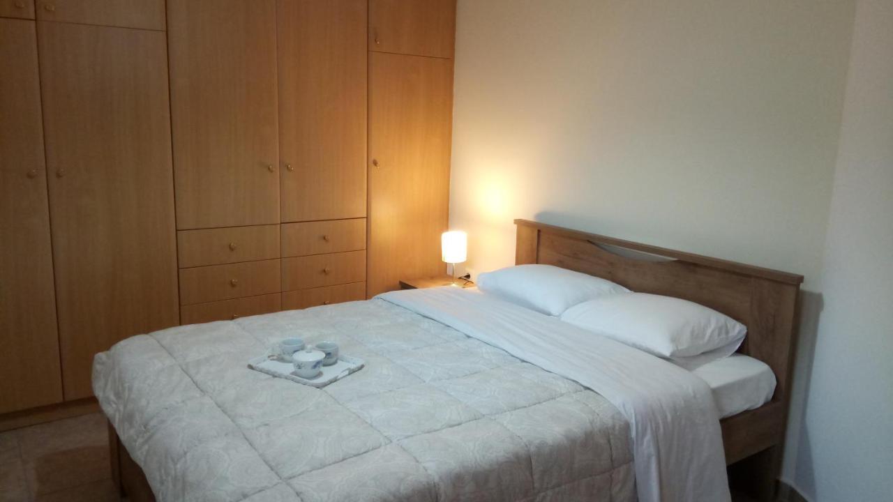 Overnight Athens Airport And Raphina Port Apartment Loútsa Exterior foto